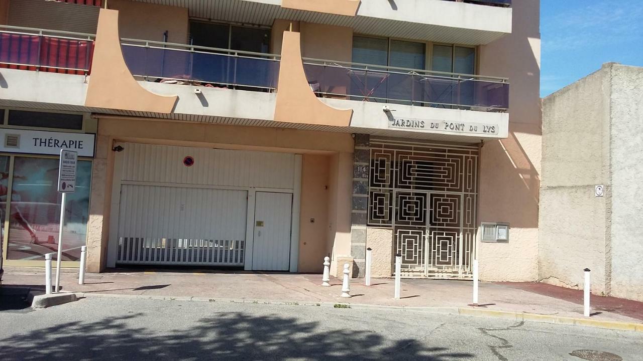 דירות ז'ואן-לה-פינס Jardins Du Pont Du Lys מראה חיצוני תמונה